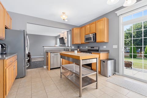 Tiny photo for 1010 Marion Drive, Shorewood, IL 60404 (MLS # 12714388)