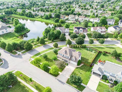 Tiny photo for 1010 Marion Drive, Shorewood, IL 60404 (MLS # 12714388)