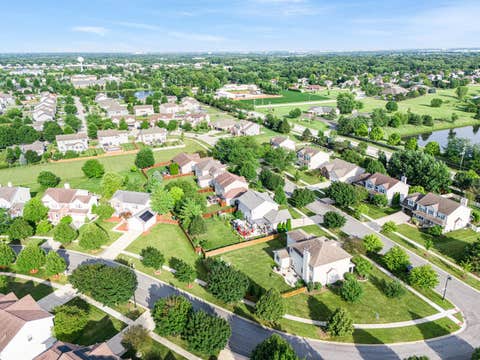 Tiny photo for 1010 Marion Drive, Shorewood, IL 60404 (MLS # 12714388)