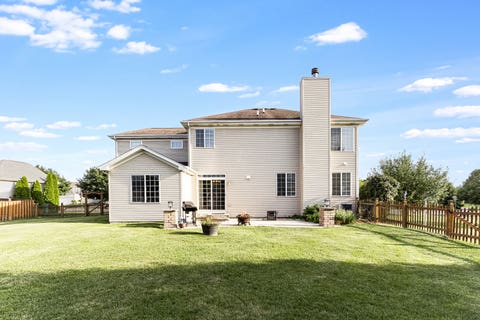 Tiny photo for 1010 Marion Drive, Shorewood, IL 60404 (MLS # 12714388)