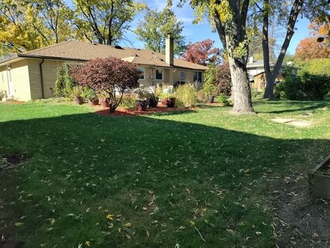 Tiny photo for 9137 S 88th Avenue S, Hickory Hills, IL 60457 (MLS # 12541670)