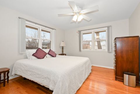 Tiny photo for 9137 S 88th Avenue S, Hickory Hills, IL 60457 (MLS # 12541670)