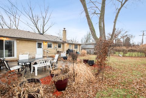 Tiny photo for 9137 S 88th Avenue S, Hickory Hills, IL 60457 (MLS # 12541670)