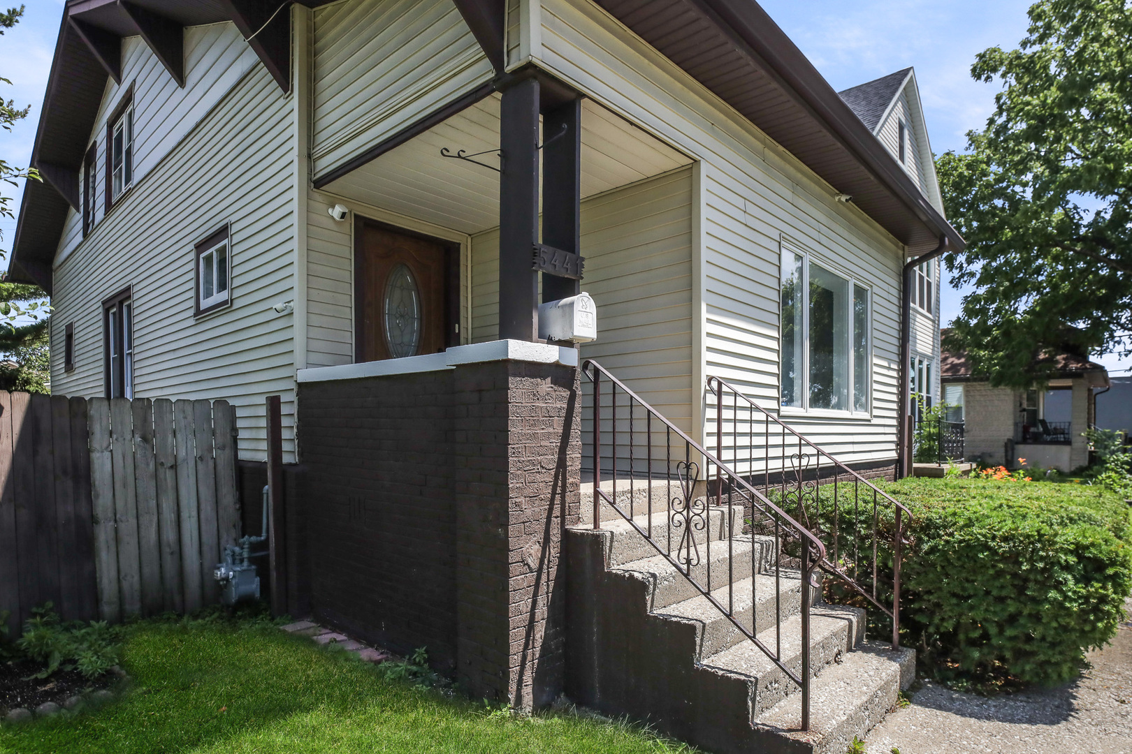 5441 S 74th Avenue