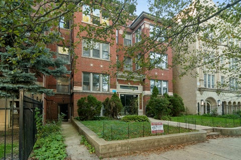 Photo of 4134 N Keystone Avenue #G, Chicago, IL 60641 (MLS # 12780090)