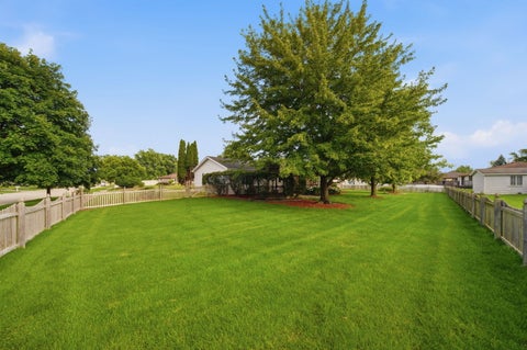 Tiny photo for 909 Knollside Road, New Lenox, IL 60451 (MLS # 12727187)