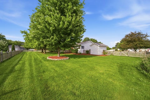 Tiny photo for 909 Knollside Road, New Lenox, IL 60451 (MLS # 12727187)