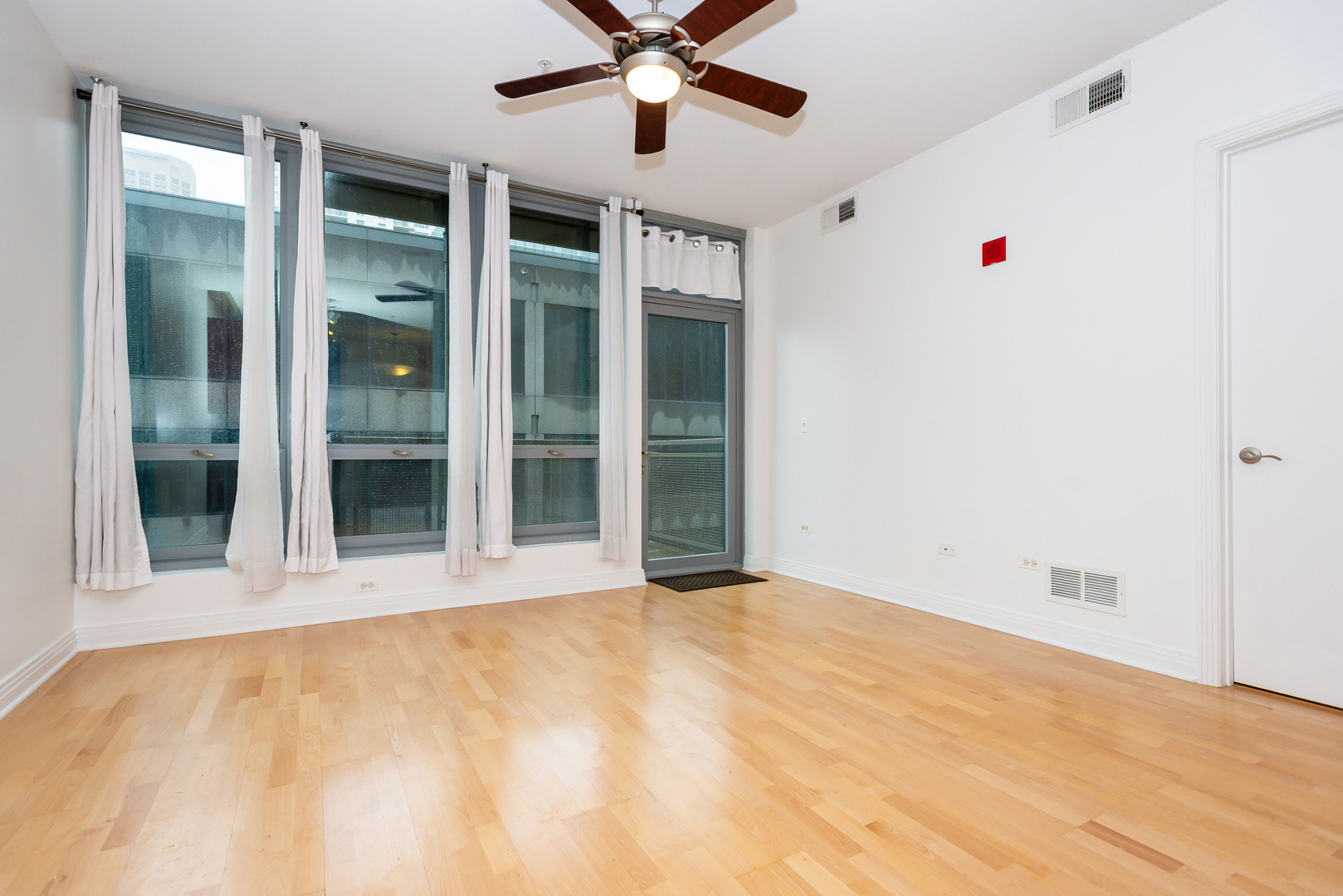 565 W Quincy Street 1105