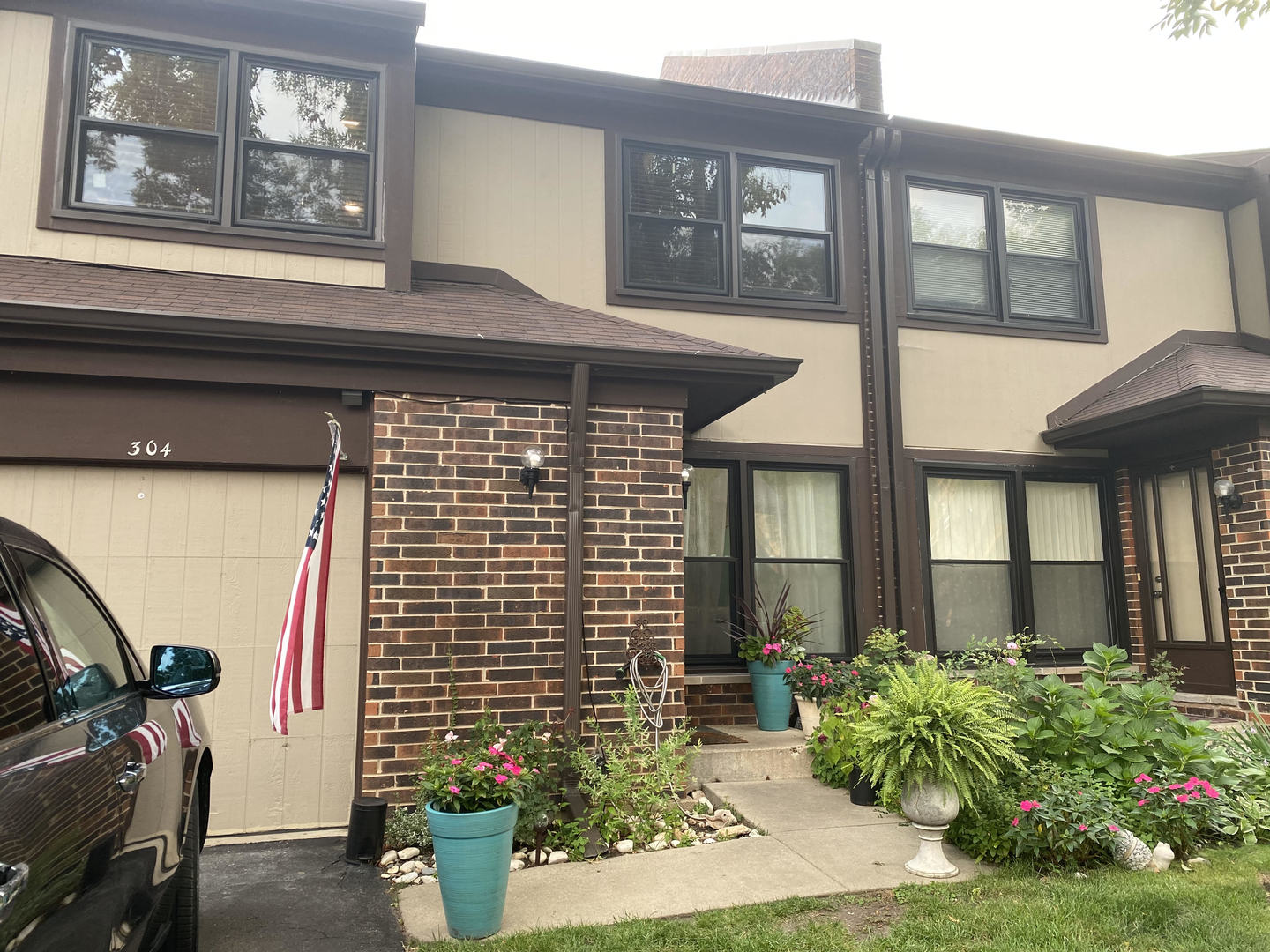 View Wheeling, IL 60090 townhome
