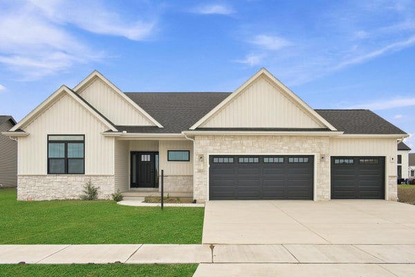 1415 MILTON CT, MAHOMET, IL 61853 - Image 07000e68468d3c3c4e6b0ff2cb23a33d/2240136233
