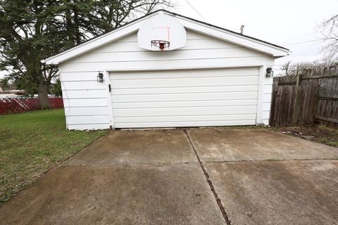 Tiny photo for 704 LINCOLNWOOD Drive, Streamwood, IL 60107 (MLS # 12620786)