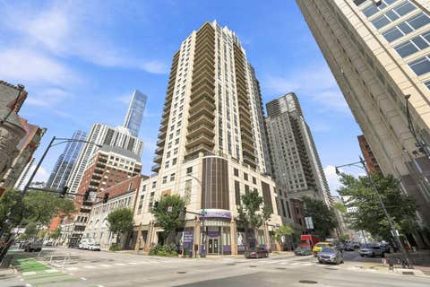 Photo of 635 N Dearborn Street #902, Chicago, IL 60654 (MLS # 12693386)