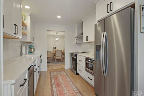 Tiny photo for 1200 W Northwest Highway #305, Mount Prospect, IL 60056 (MLS # 12529697)