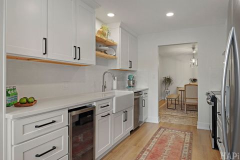 Tiny photo for 1200 W Northwest Highway #305, Mount Prospect, IL 60056 (MLS # 12529697)