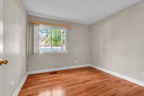 Tiny photo for 330 Ashford Circle #4, Bartlett, IL 60103 (MLS # 12486522)