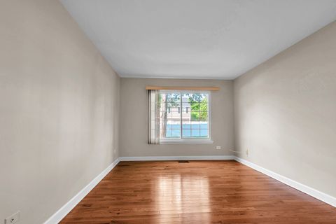 Tiny photo for 330 Ashford Circle #4, Bartlett, IL 60103 (MLS # 12486522)