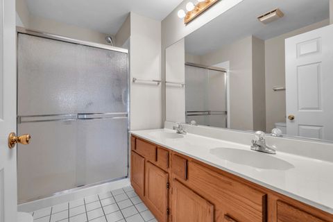 Tiny photo for 330 Ashford Circle #4, Bartlett, IL 60103 (MLS # 12486522)