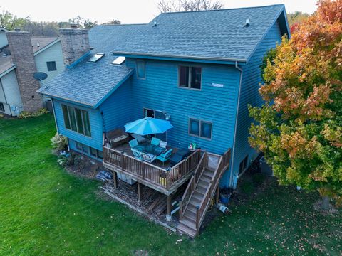 Tiny photo for 973 Duvall Drive, Woodstock, IL 60098 (MLS # 12510517)