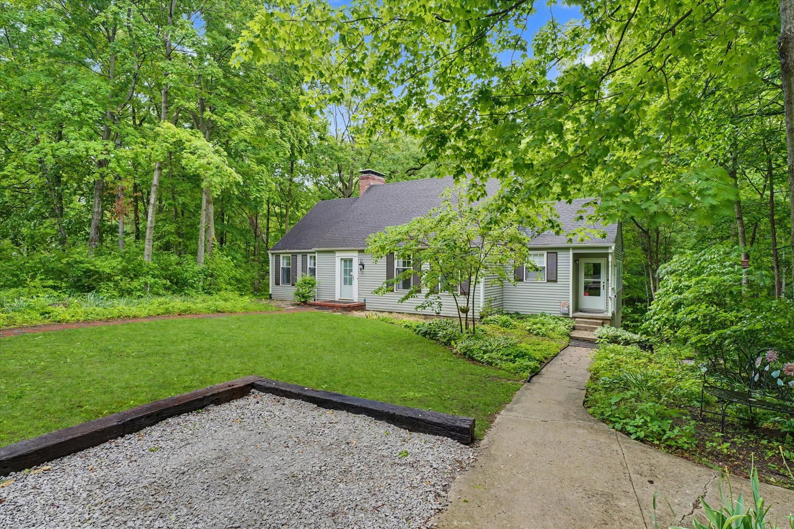 2806 E Concord Road