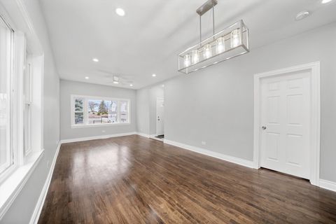 Tiny photo for 5237 S Long Avenue, Chicago, IL 60638 (MLS # 12602772)