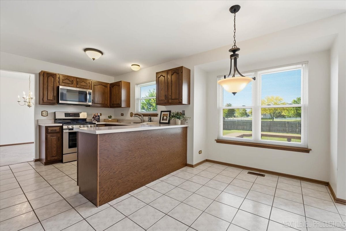 923 Ridge Trail