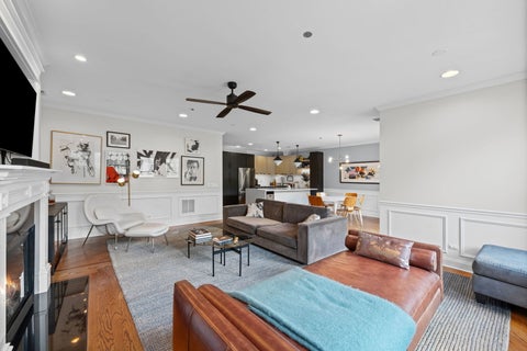 Tiny photo for 3823 N Ashland Avenue #201, Chicago, IL 60613 (MLS # 12718418)