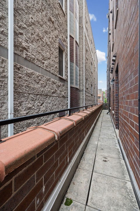 Tiny photo for 3823 N Ashland Avenue #201, Chicago, IL 60613 (MLS # 12718418)