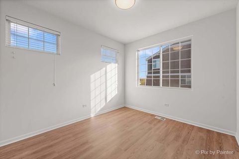 Tiny photo for 920 Charlton Lane #920, Naperville, IL 60563 (MLS # 12499120)