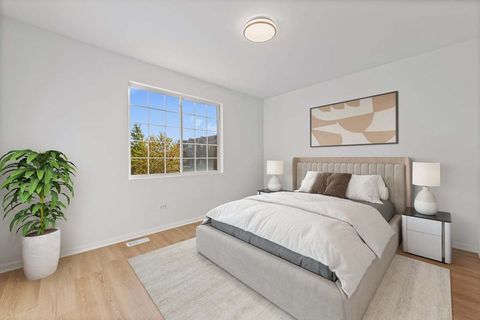 Tiny photo for 920 Charlton Lane #920, Naperville, IL 60563 (MLS # 12499120)