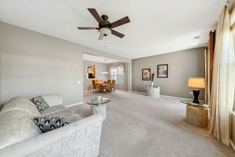 Tiny photo for 2864 Edgewater Drive, Elgin, IL 60124 (MLS # 12484931)