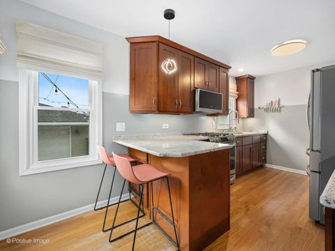 Tiny photo for 918 S Cambridge Avenue, Elmhurst, IL 60126 (MLS # 12572942)