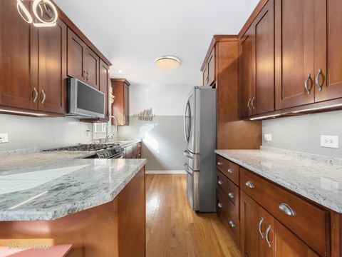 Tiny photo for 918 S Cambridge Avenue, Elmhurst, IL 60126 (MLS # 12572942)