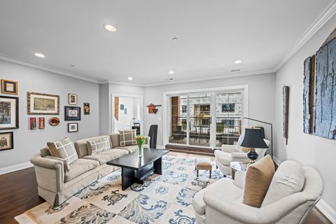 Tiny photo for 20 S Fairview Avenue #3S, Park Ridge, IL 60068 (MLS # 12625793)