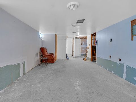 Tiny photo for 9521 S La Salle Street, Chicago, IL 60628 (MLS # 12481781)