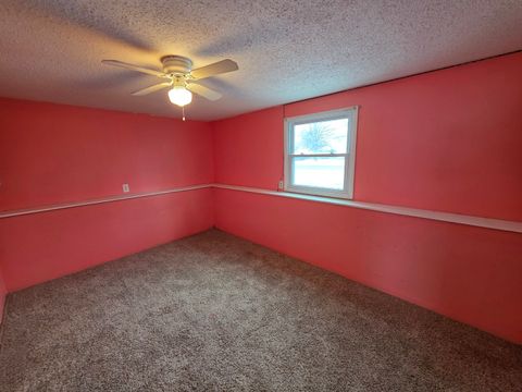 Tiny photo for 1500 9th Street NW, Clinton, IA 52732 (MLS # 12575292)