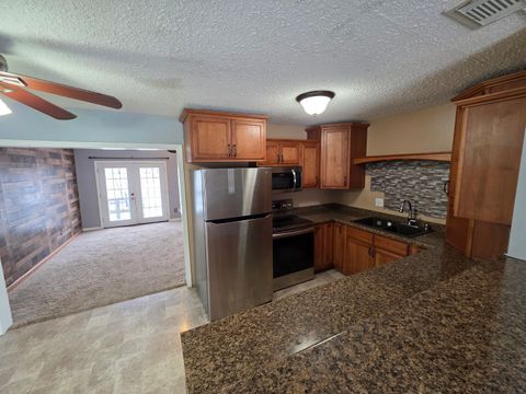 Tiny photo for 1500 9th Street NW, Clinton, IA 52732 (MLS # 12575292)