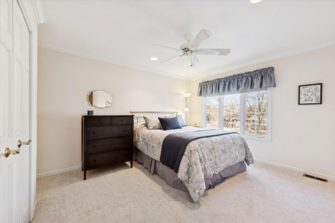 Tiny photo for 406 S Poplar Avenue, Elmhurst, IL 60126 (MLS # 12567635)