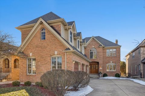 Photo of 406 S Poplar Avenue, Elmhurst, IL 60126 (MLS # 12567635)