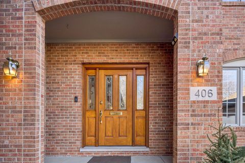 Tiny photo for 406 S Poplar Avenue, Elmhurst, IL 60126 (MLS # 12567635)