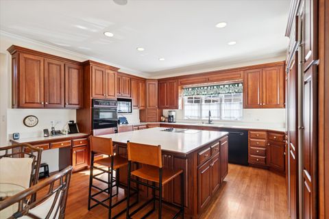 Tiny photo for 406 S Poplar Avenue, Elmhurst, IL 60126 (MLS # 12567635)