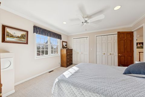 Tiny photo for 406 S Poplar Avenue, Elmhurst, IL 60126 (MLS # 12567635)