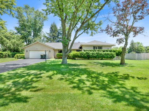 Tiny photo for 15 E Leon Lane, Prospect Heights, IL 60070 (MLS # 12697515)