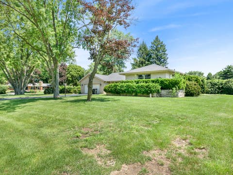 Tiny photo for 15 E Leon Lane, Prospect Heights, IL 60070 (MLS # 12697515)