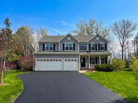 Photo of 2825 Haven Lane, Lindenhurst, IL 60046 (MLS # 12623065)