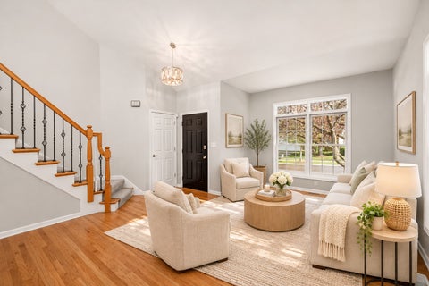 Tiny photo for 102 Fairfax Circle, Sugar Grove, IL 60554 (MLS # 12785060)