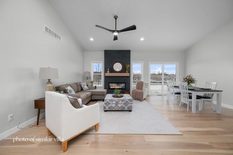 Tiny photo for 1867 REDBUD Circle #102, Eldridge, IA 52748 (MLS # QC4264688)