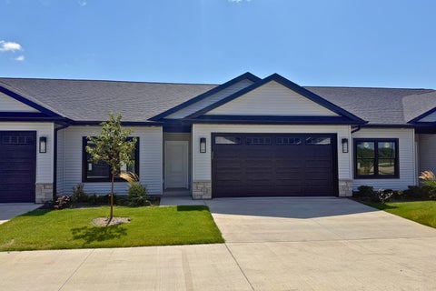 Photo of 1867 REDBUD Circle #102, Eldridge, IA 52748 (MLS # QC4264688)
