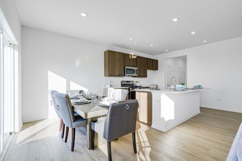 Tiny photo for 357 Red Oak Circle, Volo, IL 60020 (MLS # 12486838)