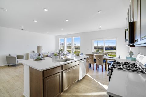 Tiny photo for 357 Red Oak Circle, Volo, IL 60020 (MLS # 12486838)