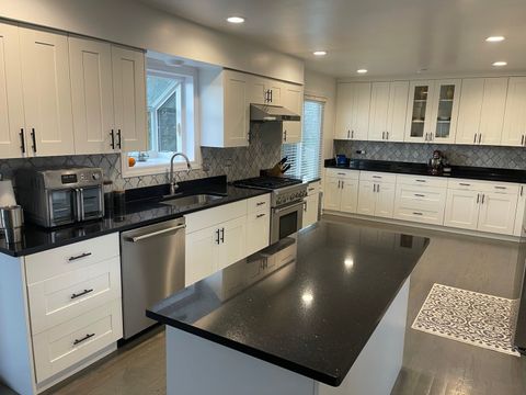 Tiny photo for 4852 Snapjack Circle, Naperville, IL 60564 (MLS # 12606796)